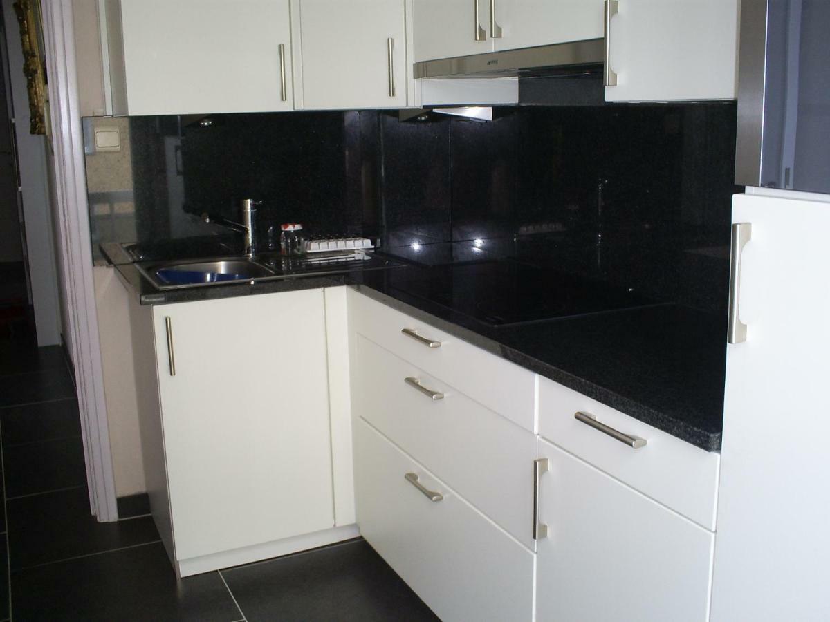 Residentie Leopold App 21 Apartment Blankenberge Bagian luar foto