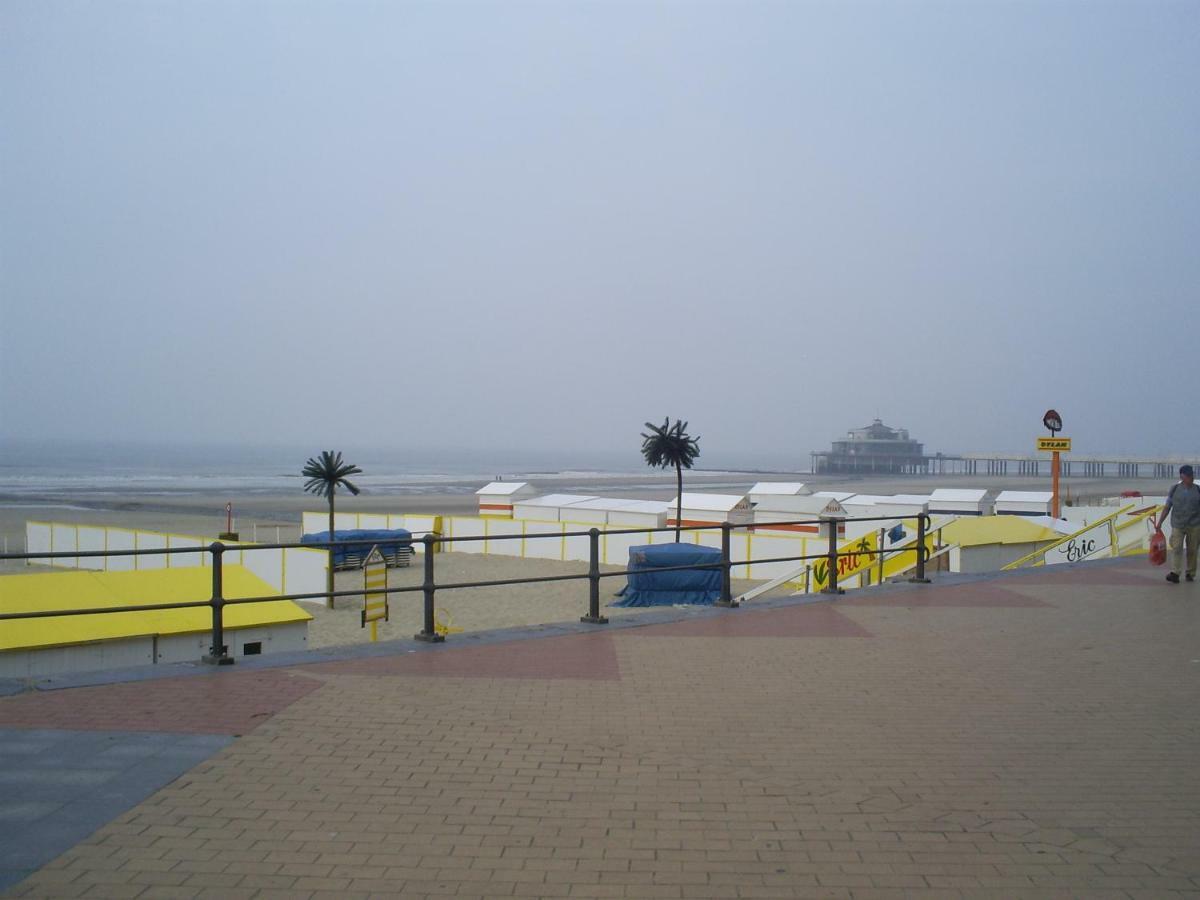 Residentie Leopold App 21 Apartment Blankenberge Bagian luar foto