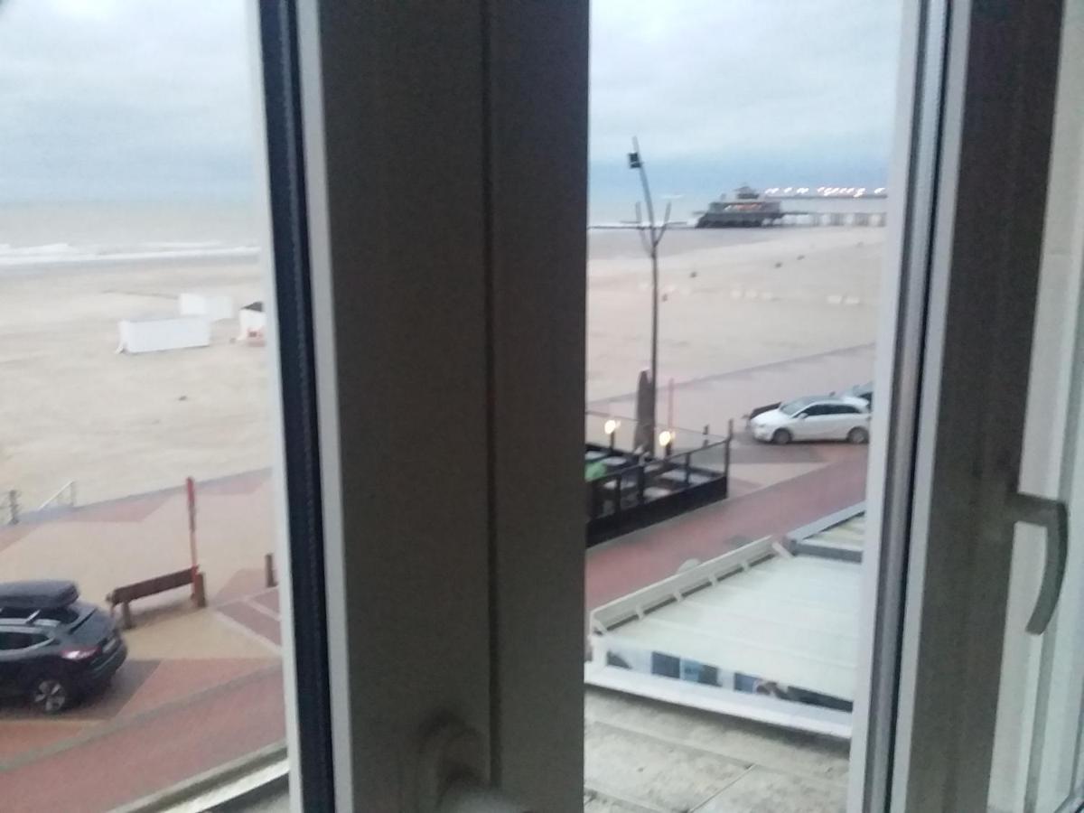 Residentie Leopold App 21 Apartment Blankenberge Bagian luar foto