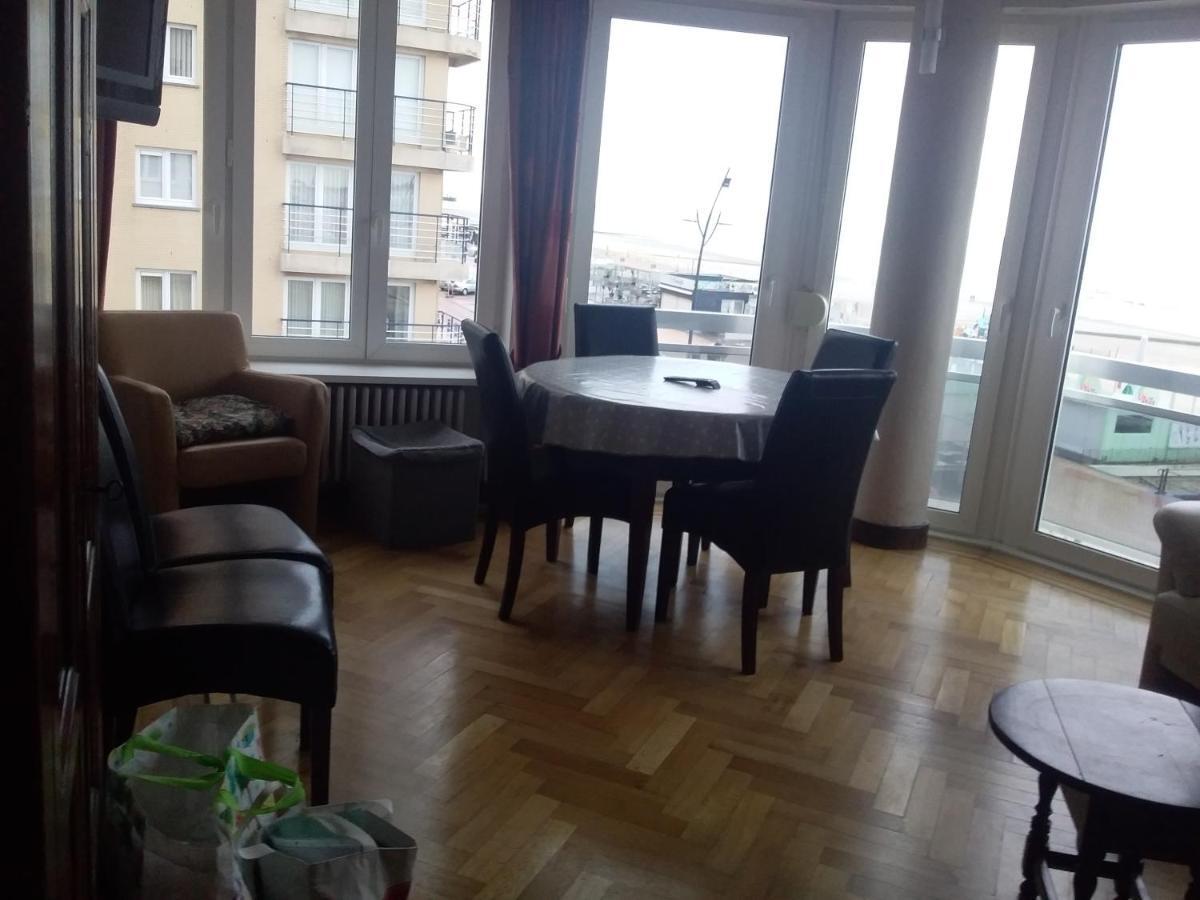 Residentie Leopold App 21 Apartment Blankenberge Bagian luar foto